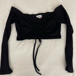 Black cropped long-sleeve